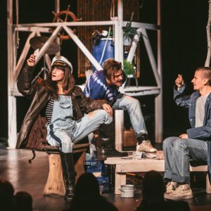 BRATOVŠČINA SINJEGA GALEBA